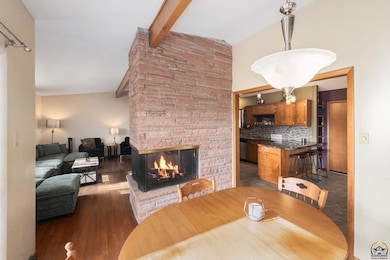 5217 SW Belle Terrace, Topeka, KS 66604 - photo 6