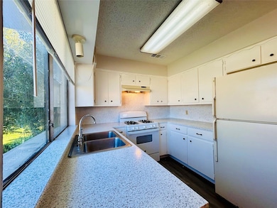 12005 Charing Cross Rd unit A, Austin, TX 78759 - photo 6