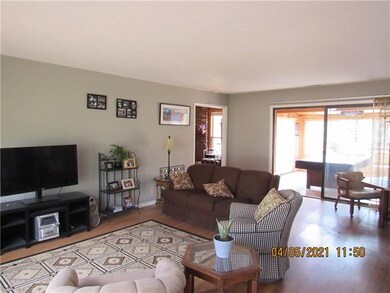 21125 W 71st St, Shawnee, KS 66218 - photo 3