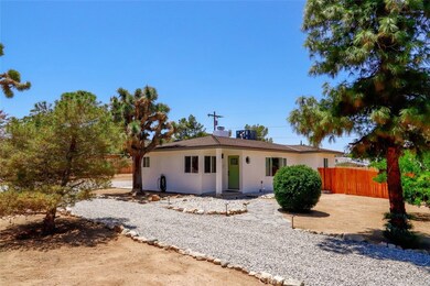 55585 Onaga Trail, Yucca Valley, CA 92284 - photo 6