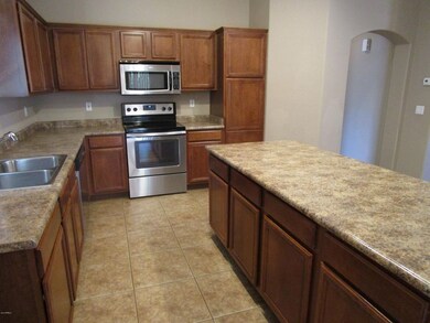 Island Kitchen - SS appliances