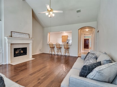 66 N Brooksedge Cir, Spring, TX 77382 - photo 7