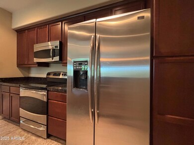 3935 E Rough Rider Rd unit 1231, Phoenix, AZ 85050 - photo 3