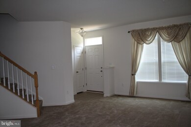 6723 Caleb Dorsey Square, Elkridge, MD 21075 - photo 3