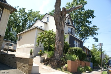 327 W Broadway, Paterson, NJ 07522 - photo 2