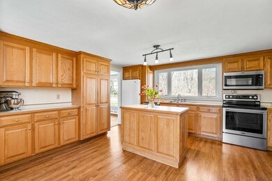 317 Gannett Rd, Scituate, MA 02066 - photo 5