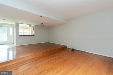 3000 Brinkley Station Dr, Temple Hills, MD 20748 - photo 4