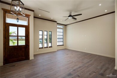 1613 Stardust Ln, Edinburg, TX 78541 - photo 2