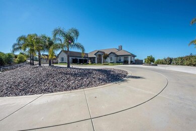 30602 Reden Ln, Valley Center, CA 92082 - photo 5