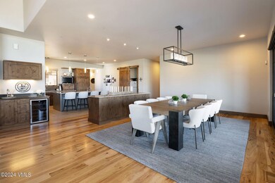 152_new_york_mountain_rd_dining