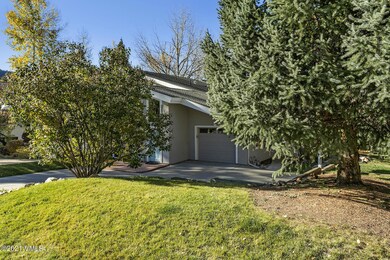 31 Beaver Rd-033-027-Exterior-MLS_Size