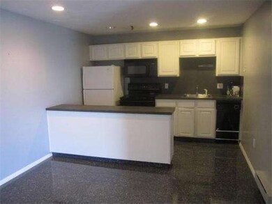 Sagamore Place Condominiums unit 903, Quincy, MA 02171 - photo 3
