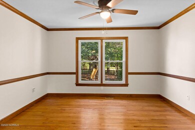 905 Welsh Ln, Jacksonville, NC 28546 - photo 7