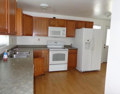 10 Spruce Ct, Sanford, ME 04073 - photo 4