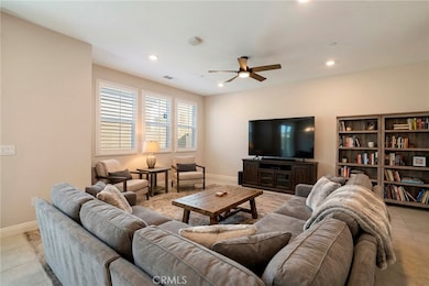 20506 Galloway Dr, Santa Clarita, CA 91351 - photo 4