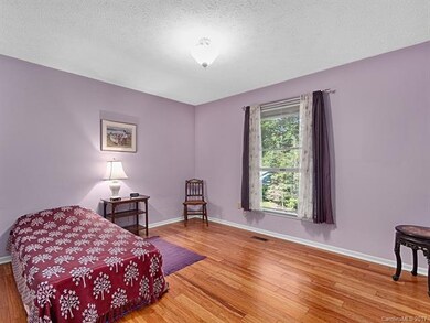 78 Ballantree Dr, Asheville, NC 28803 - photo 5