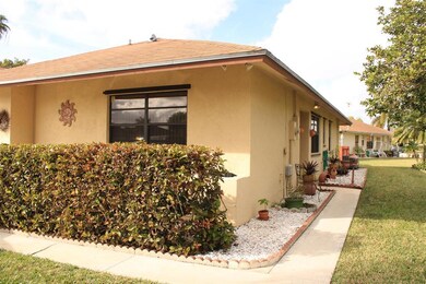 4753 Paulie Ct, West Palm Beach, FL 33415 - photo 4