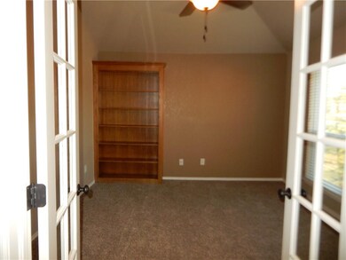 2200 SE 5th St, Moore, OK 73160 - photo 3