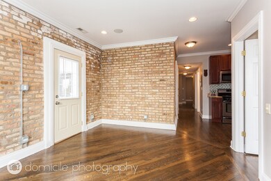 2814 W Arthur Ave unit 4, Chicago, IL 60645 - photo 4