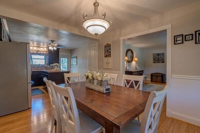 Open kitchen/dining room