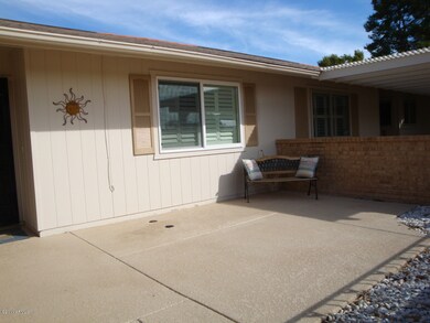 LARGE FRONT PATIO W/KOOL DECKING