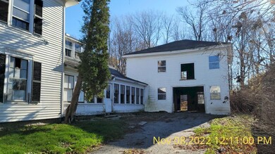 15 Maple St Dexter (3)