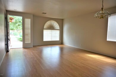 562 N Kimberlee Way, Chandler, AZ 85225 - photo 4