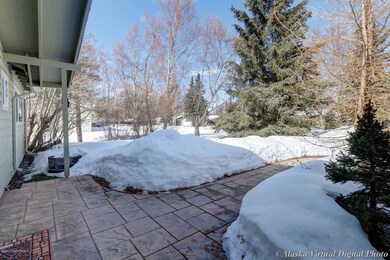 4014 Hood Ct, Anchorage, AK 99517 - photo 4