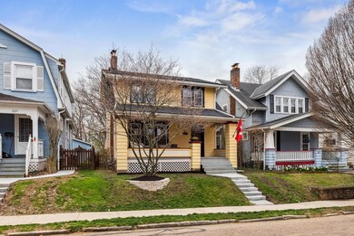 34-web-or-mls-221-e-pacemont-rd