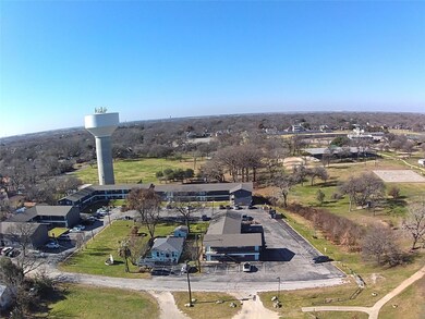 1209 Vance St unit 50, Taylor, TX 76574 - photo 3