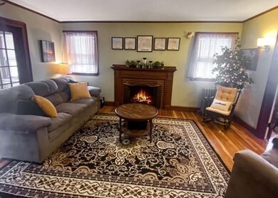 64 Sanborn Ave unit 2, West Roxbury, MA 02132 - photo 3