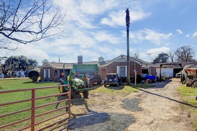 9101 Bauman Rd, Houston, TX 77022 - photo 2