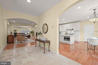 11514 Karen Dr, Potomac, MD 20854 - photo 4