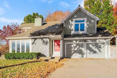 12604 S Brougham Dr, Olathe, KS 66062 - photo 2