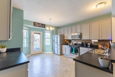 564 Summertree Loop - 09