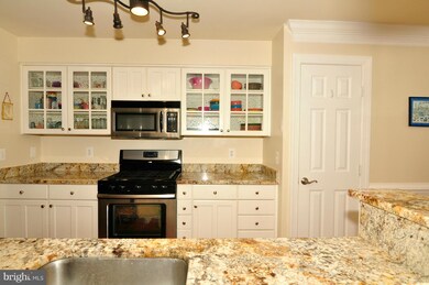 11006 Koman Cir unit 102, Manassas, VA 20109 - photo 4