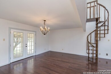 8550 Classic Oaks Ln, San Antonio, TX 78255 - photo 6