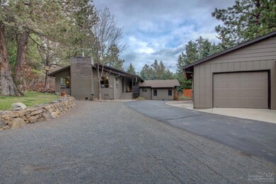 61360 King Jehu Way, Bend, OR 97702 - photo 2