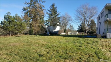 555 Mueller St, Raymond, WA 98577 - photo 4