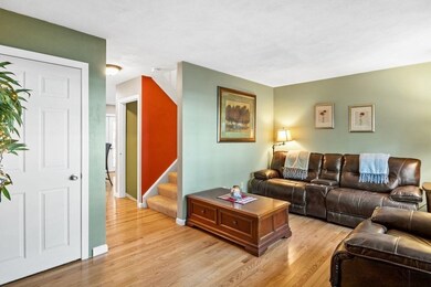 3 Treetop Ln unit 4, Kingston, MA 02364 - photo 3