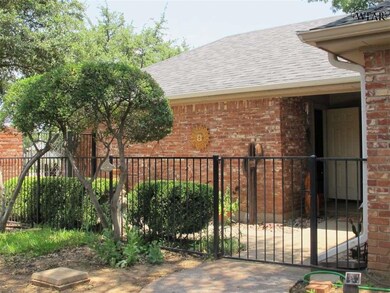 1503 Carol Ln, Wichita Falls, TX 76302 - photo 2