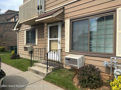 31 Gardenia Ln unit 25, Staten Island, NY 10314 - photo 2