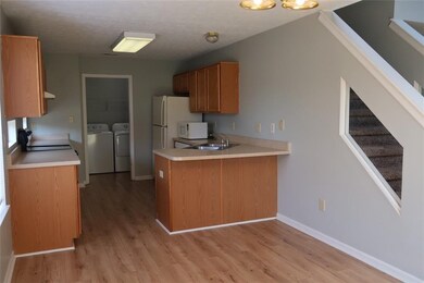 733 Cembra Dr, Greenwood, IN 46143 - photo 6