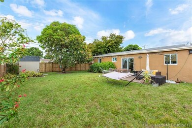 2441 Montego Dr, Miramar, FL 33023 - photo 4