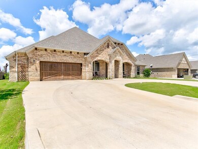 2814 Willow Ridge Cir, Granbury, TX 76049 - photo 2
