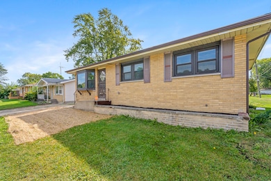 827 E 52nd Ave, Merrillville, IN 46410 - photo 3