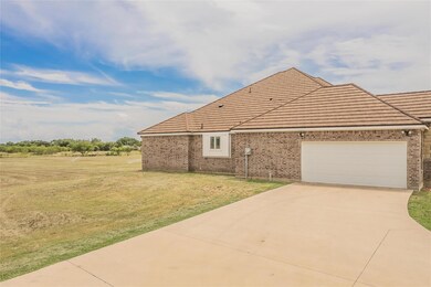 1230 Boone St, Cleburne, TX 76031 - photo 6
