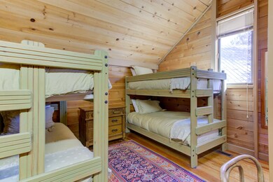 7-print-5 Cluster Cabin Lane-7
