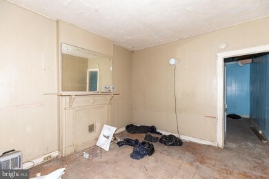 1604 N Chapel St, Baltimore, MD 21213 - photo 4