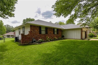 503 W Maple St, Raymore, MO 64083 - photo 4